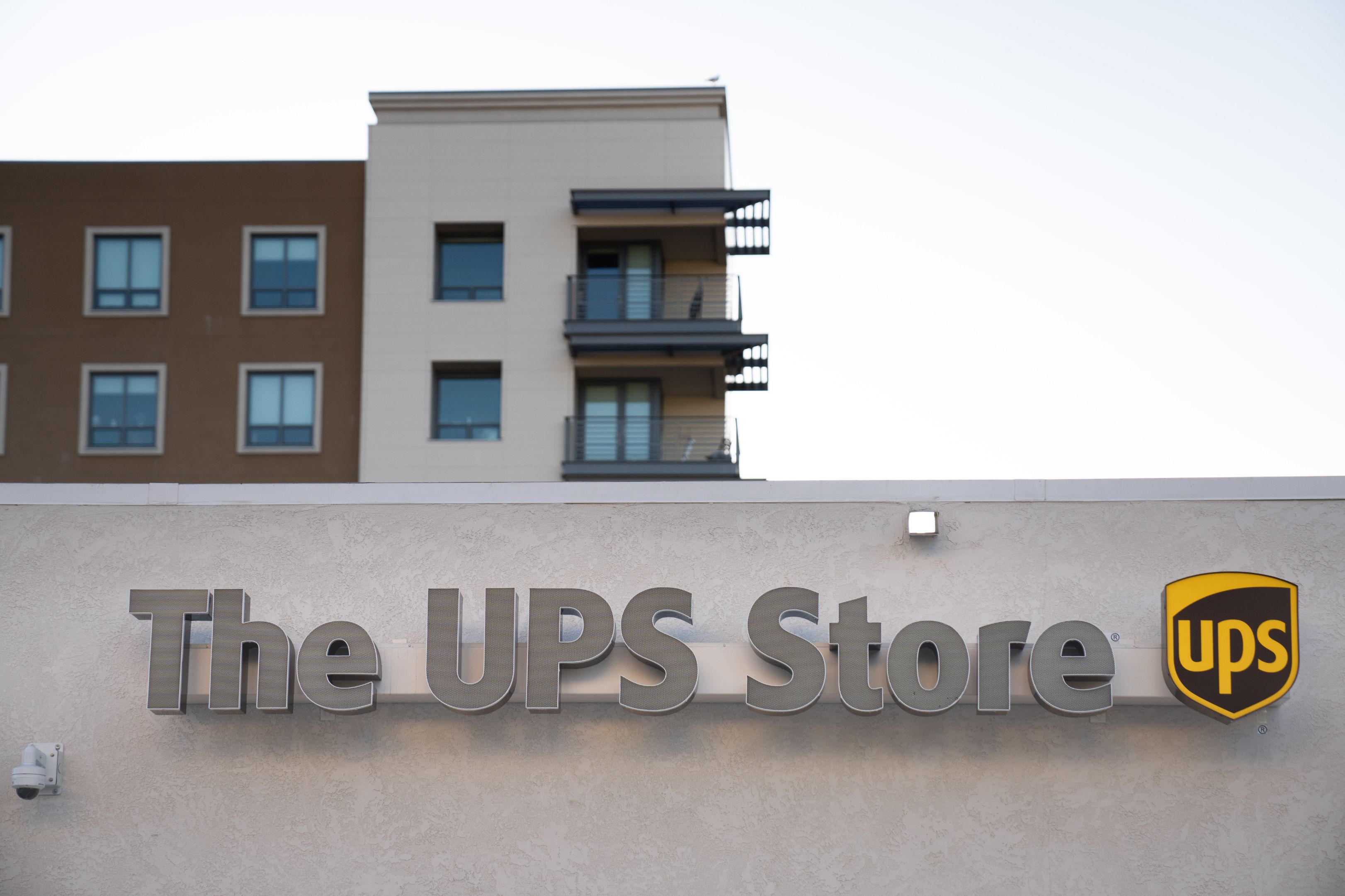 ups sign